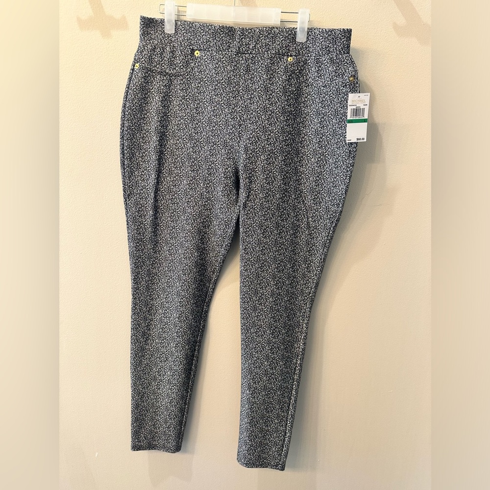 NWT Michael Kors Black White Tiny floral print Pull On Pants women's size large